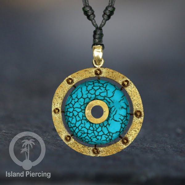 Kalung Liontin Kuningan dengan Batu Turquoise Brass Pendant Necklace with Turquoise