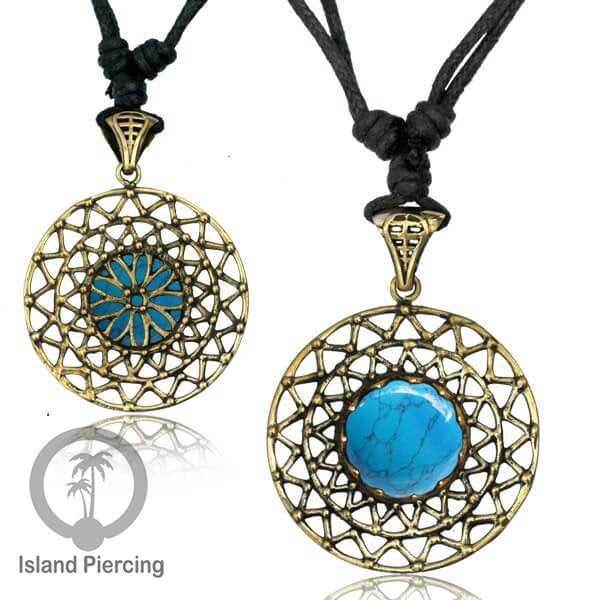 Kalung Liontin Kuningan dengan Batu Turquoise Brass Pendant Necklace with Turquoise