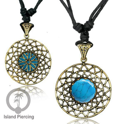 Kalung Liontin Kuningan dengan Batu Turquoise Brass Pendant Necklace with Turquoise