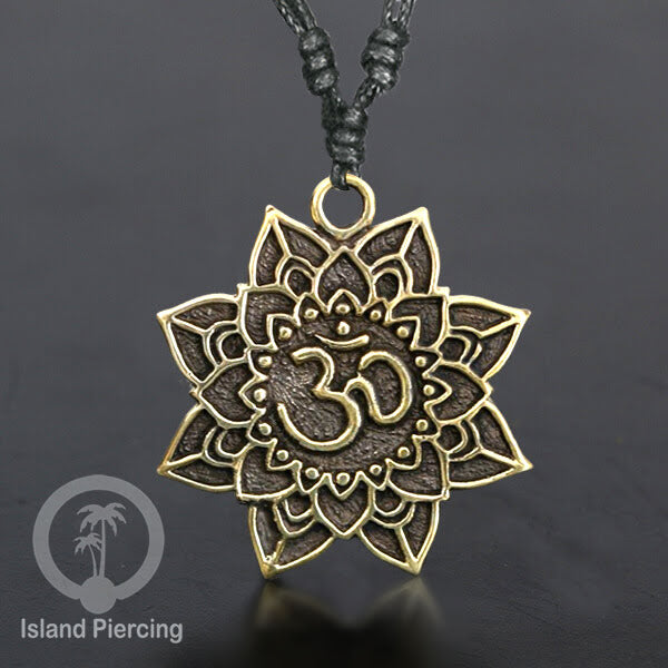 Kalung Liontin Kuningan motif Mandala Brass Pendant Necklace Mandala and Ohm designs