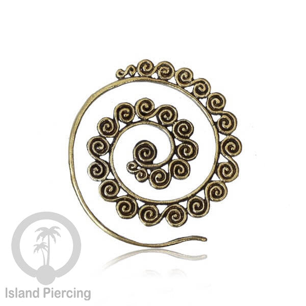 Anting Tindik Kuningan Motif Tribal ukuran lubang telinga biasa. Brass Tribal Piercing