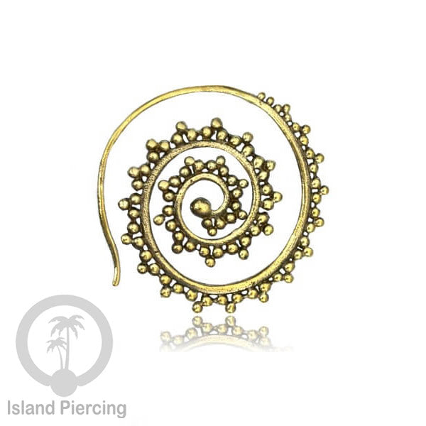 Anting Tindik Kuningan Motif Tribal ukuran lubang telinga biasa. Brass Tribal Piercing