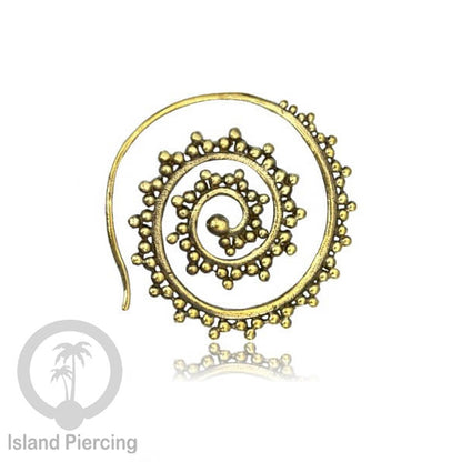 Anting Tindik Kuningan Motif Tribal ukuran lubang telinga biasa. Brass Tribal Piercing