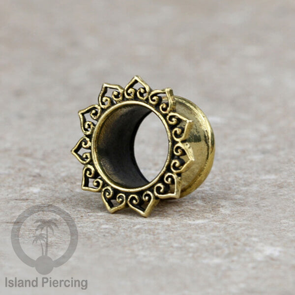 Brass Ear-plug Tindik plug kuningan telinga lubang besar ukuran 4-16mm byk pilihan desain