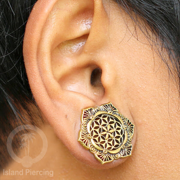 Brass Ear-plug Tindik plug kuningan telinga lubang besar ukuran 8-16mm model Mandala