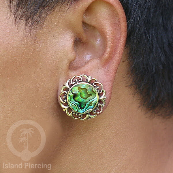 Brass Ear-plug Tindik Plug kuningan dengan batu zirconia dan kerang Abalone ukuran 8-25mm