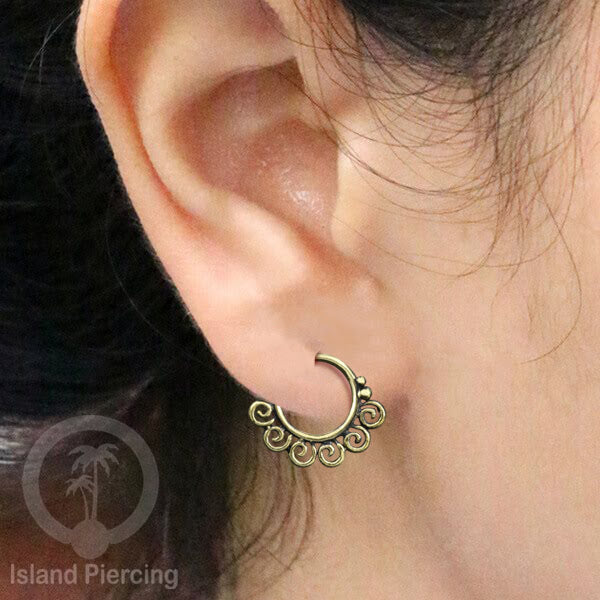 Septum piercing dan Tindik anting kuningan untuk teling, Tragus, Daith dan Helix Piercing