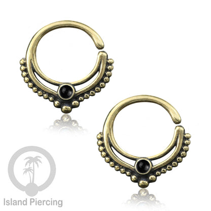 Septum piercing dan Tindik anting kuningan dengan batu, Daith, Helix dan Tragus Piercing