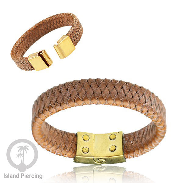 Gelang Tangan Kulit dan Kuningan buatan pakai tangan dari bahan berkualitas