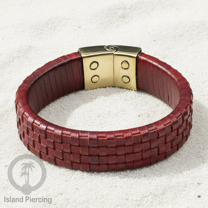 Gelang Tangan Kulit Anyaman dengan Kuningan buatan pakai tangan dari bahan berkualitas