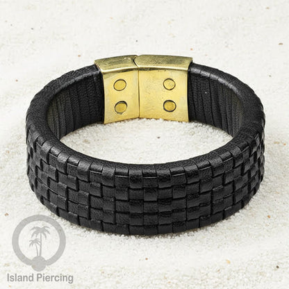 Gelang Tangan Kulit Anyaman dengan Kuningan buatan pakai tangan dari bahan berkualitas