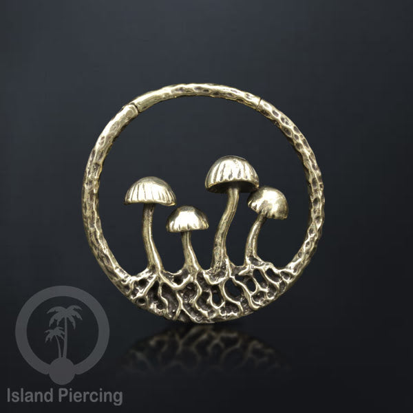 Tindik Ear-clicker Kuningan, motif Ganja, Jamur, Gurita dan Lebah. Brass Body Piercing Jewelry