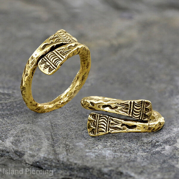 Cin-cin Kuningan motif Bali Brass finger Rings Bali style