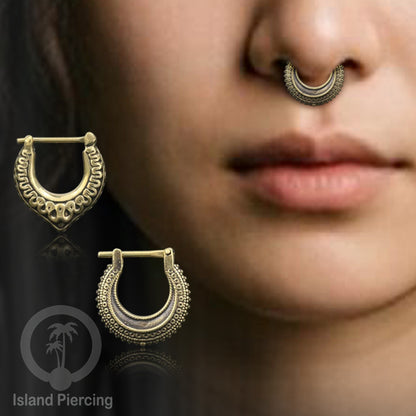 Brass Piercing Clickers. Tindik Tragus dan Helix dari Kuningan, Tindik Telinga dari Kuningan.