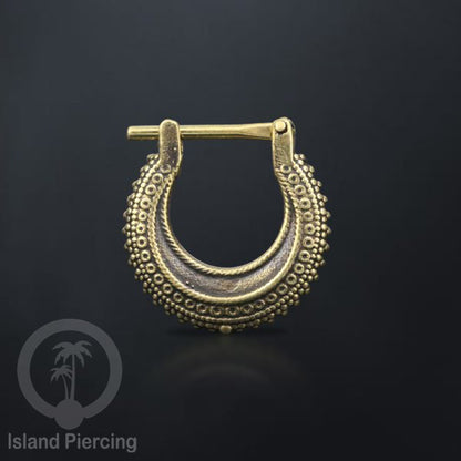 Brass Piercing Clickers. Tindik Tragus dan Helix dari Kuningan, Tindik Telinga dari Kuningan.