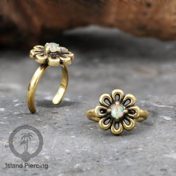 Cin-cin jari kaki Kuningan dengan Opal putih Brass Toe Rings with White Opal