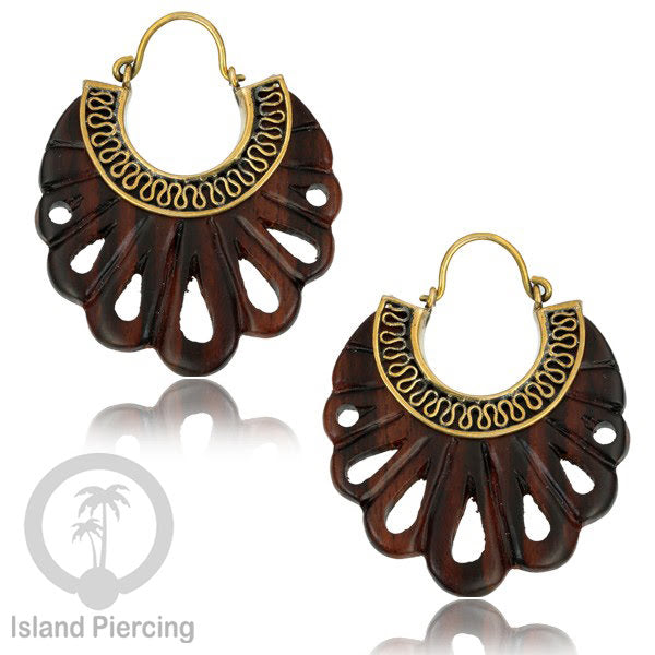 Anting Kayu Ukiran tangan dengan kuningan Hand carved Wood with Brass Earrings