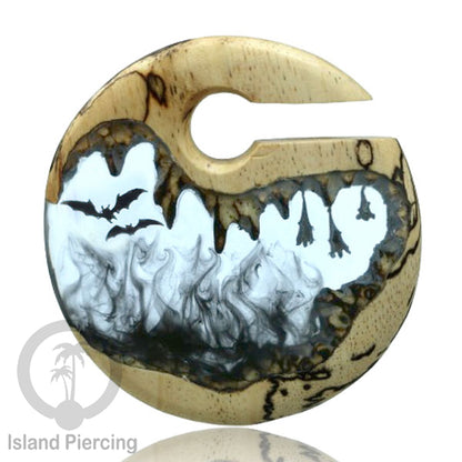 Tindik Anting Piercing Epoxy dan Kayu Ear-weight motif jamur dan kelelawar