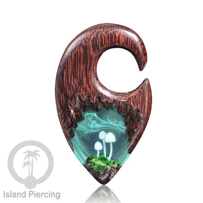 Tindik Anting Piercing Epoxy dan Kayu Ear-weight motif mushroom atau jellyfish