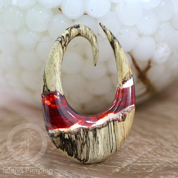 Tindik Anting Piercing Epoxy dan Kayu Ear-weight motif ukiran kayu dan resin warna-warni