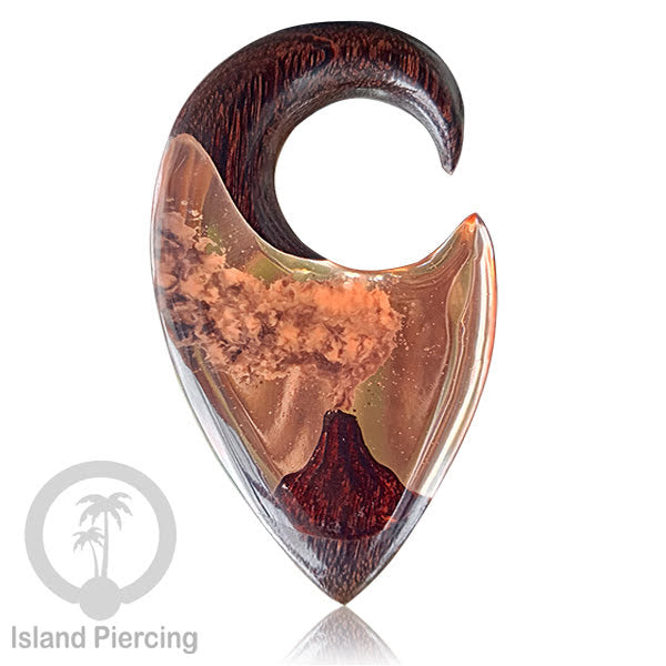 Tindik Anting Piercing Epoxy dan Kayu Ear-weight motif Serigala atau Gunung Api