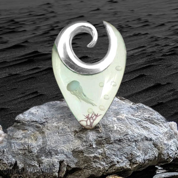 Tindik Anting Piercing Epoxy dan Kuningan Ear Expander motif Jelly fish dan Kuda Laut