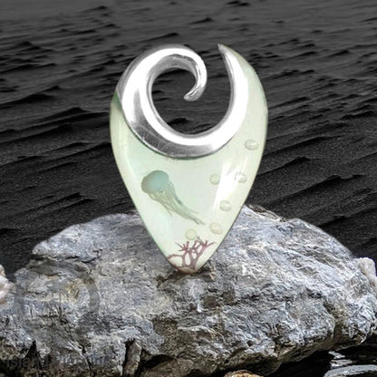Tindik Anting Piercing Epoxy dan Kuningan Ear Expander motif Jelly fish dan Kuda Laut