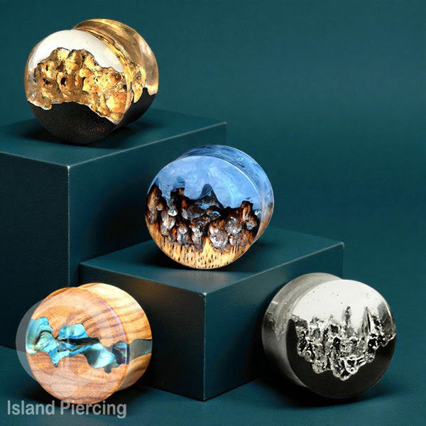 Tindik Ear-plug Piercing dari kayu ukiran tangan kombinasi resin warna warni