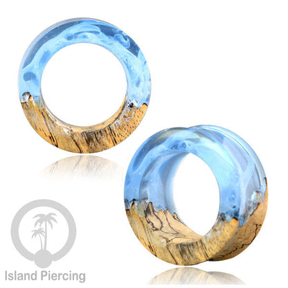 Tindik Ear-tunnel Piercing dari kayu ukiran tangan kombinasi resin warna warni