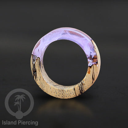 Tindik Ear-tunnel Piercing dari kayu ukiran tangan kombinasi resin warna warni
