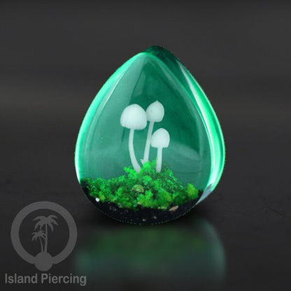 Tindik Ear-plug Piercing bentuk tetes dari kayu ukiran tangan banyak motif unik