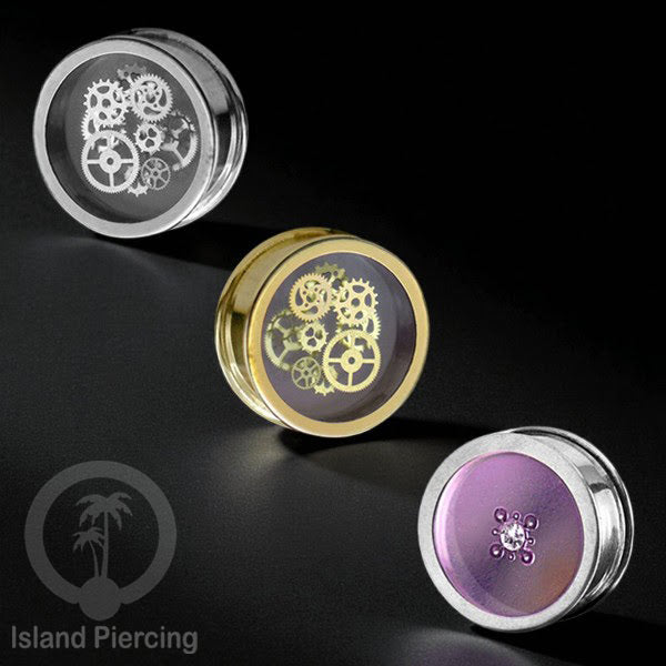 Tindik Ear-plug Resin dalam Flesh Tunnel Kuningan dengan desain Baja di dalam