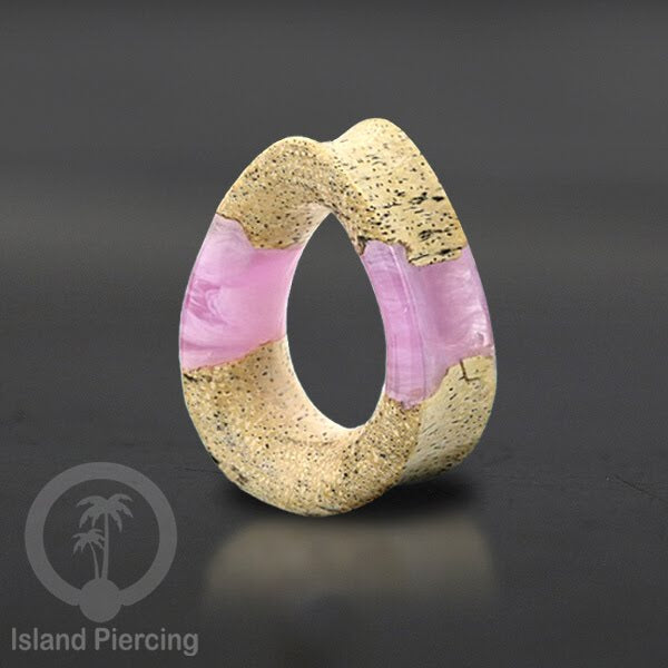 Tindik Ear-tunnel Piercing dari kayu ukiran tangan kombinasi resin warna warni