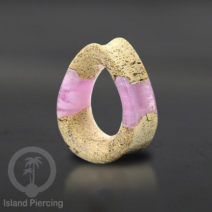 Tindik Ear-tunnel Piercing dari kayu ukiran tangan kombinasi resin warna warni