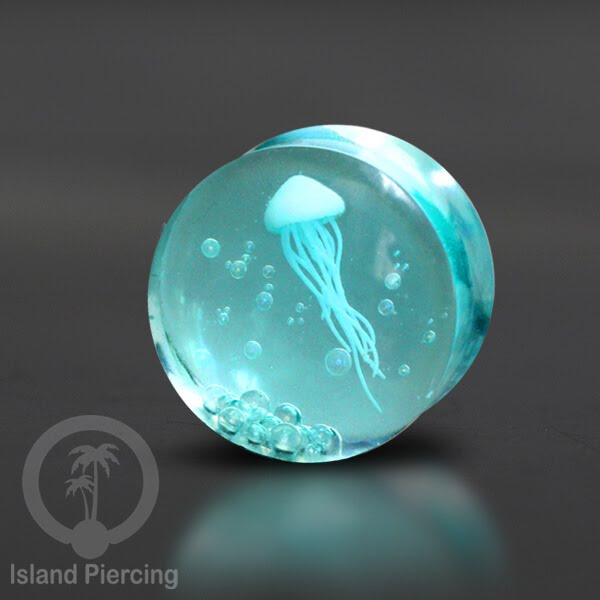 Tindik Ear-plug Resin dengan desain Jelly fish, Serigala, Goa dan Daun