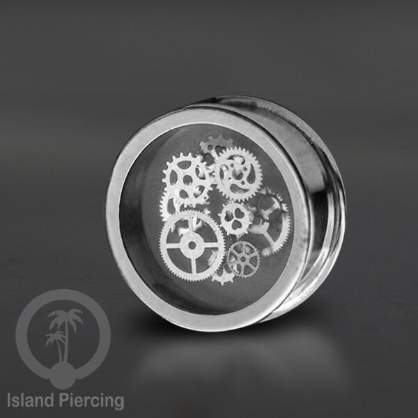 Tindik Ear-plug Resin dalam Flesh Tunnel Kuningan dengan desain Baja di dalam