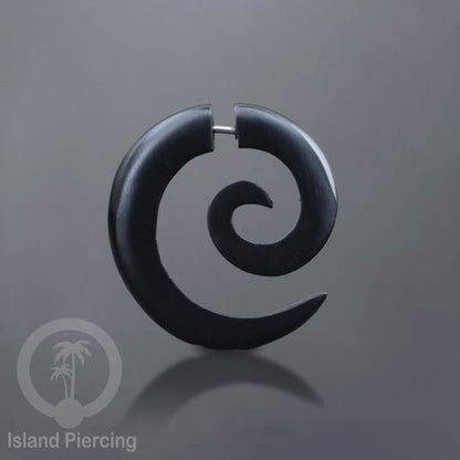 Fake wood piercing, Tindik palsu, Model Kayu sederhana yang datar warna Hitam
