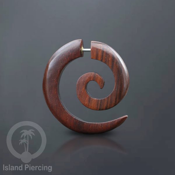 Fake wood piercing, Tindik palsu, Model Kayu sederhana yang datar warna Coklat