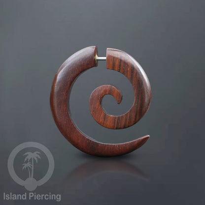 Fake wood piercing, Tindik palsu, Model Kayu sederhana yang datar warna Coklat