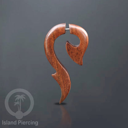 Fake wood piercing, Tindik palsu, Model Kayu Sono warna natural yang datar. Sistem Push