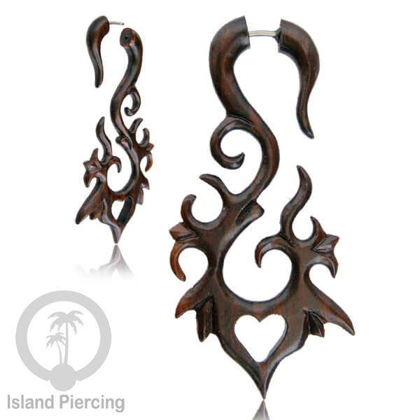 Anting Tindik ukiran Kayu pakai sistem push cocok semua lubang telinga. Fake wooden piercing