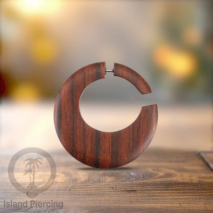 Fake wood piercing, Tindik palsu, Model Kayu Sono warna natural Sistem Push, untuk semua lubang kuping