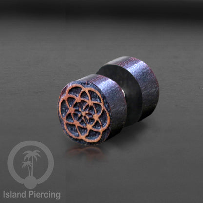 Fake Plug Piercing, Anting Tindik Plug Kayu ukiran pakai sistem push banyak pilihan model.