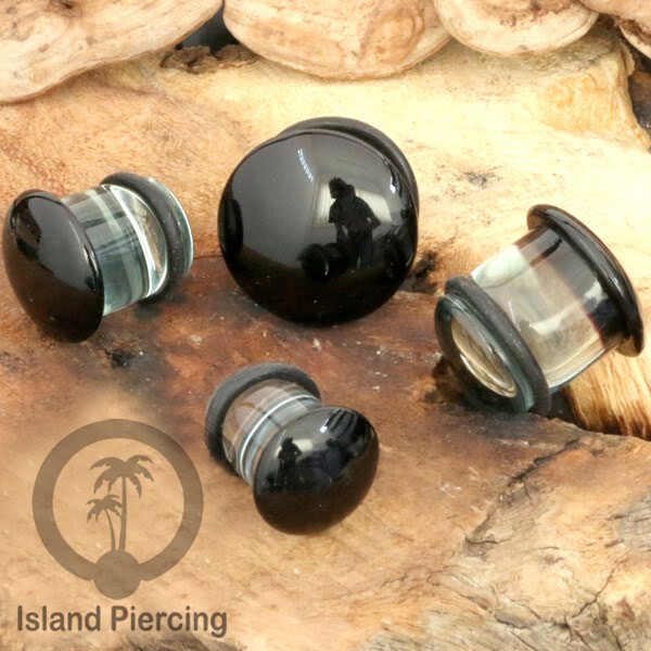 Anting Plug dari piercing kaca Pyrex single flair dengan pilihan warna.