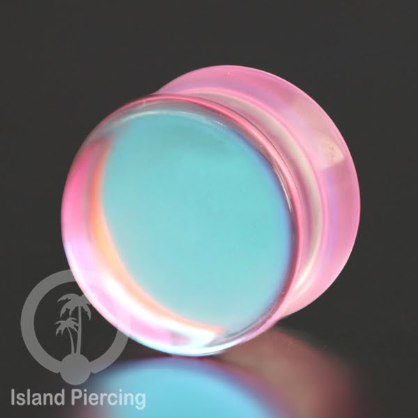 Plug kaca tindik piercing yang transparant. Glass Earplug with mix color variations