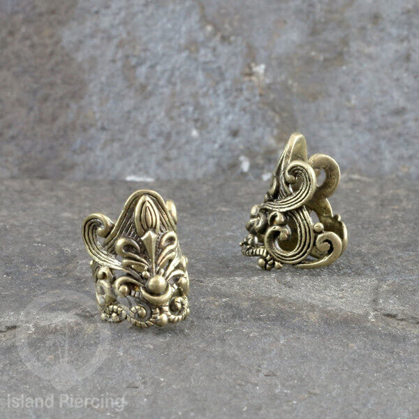 Brass Ear-cuffs anting perhiasan kuningan penjepit telinga banyak variasi unik.