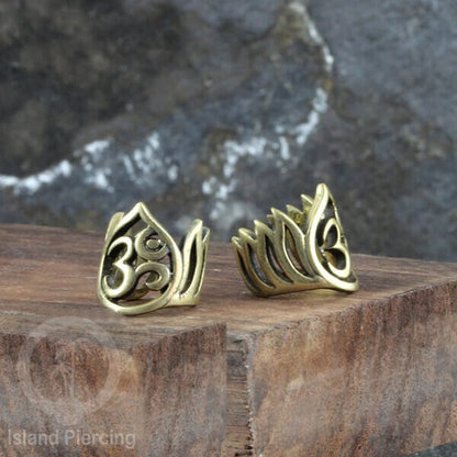 Brass Ear-cuffs anting perhiasan kuningan penjepit telinga banyak variasi unik.