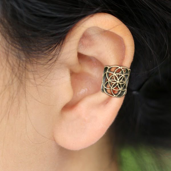 Brass Ear-cuffs anting perhiasan kuningan penjepit telinga banyak variasi unik.