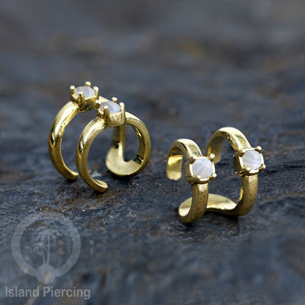 Brass Ear-cuffs , anting perhiasan kuningan jepitan telinga banyak variasi unik, dengan batu asli dapat dipakai tanpa lubang.