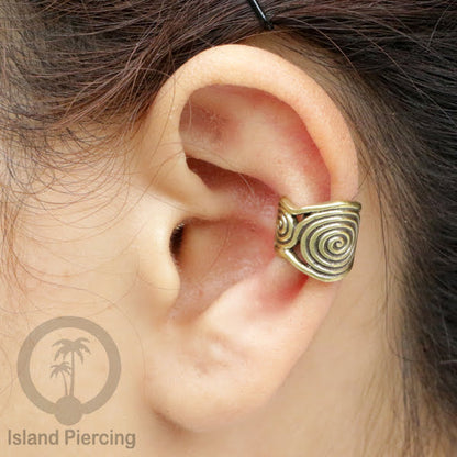 Brass Ear-cuffs anting perhiasan kuningan penjepit telinga motif Ethnic Piercing.
